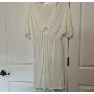 White polyester/spandex dress